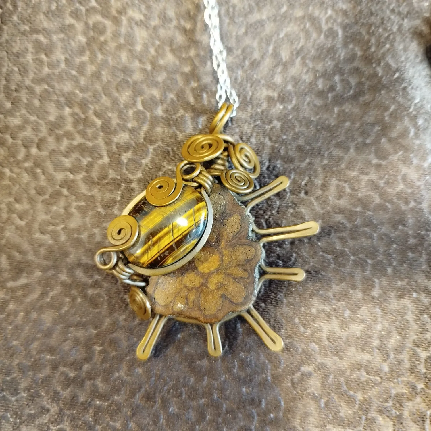 Collar 5